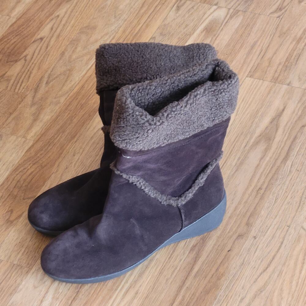 Easy Spirit Women's Wedge Winter Boots Snow Boots Pull-On Size 8.5